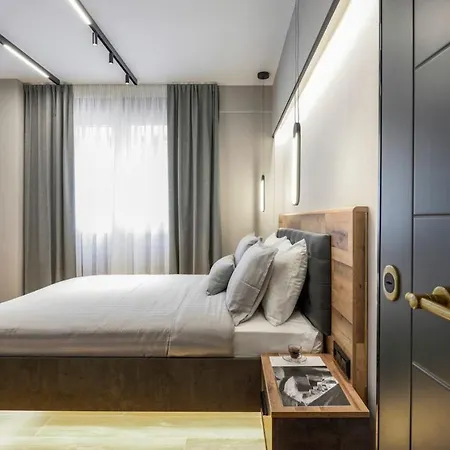 Aristotelian Virtues - Enkrateia