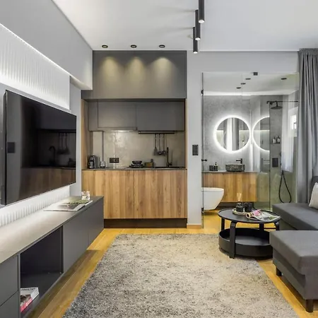 Aristotelian Virtues - Enkrateia Apartment *
